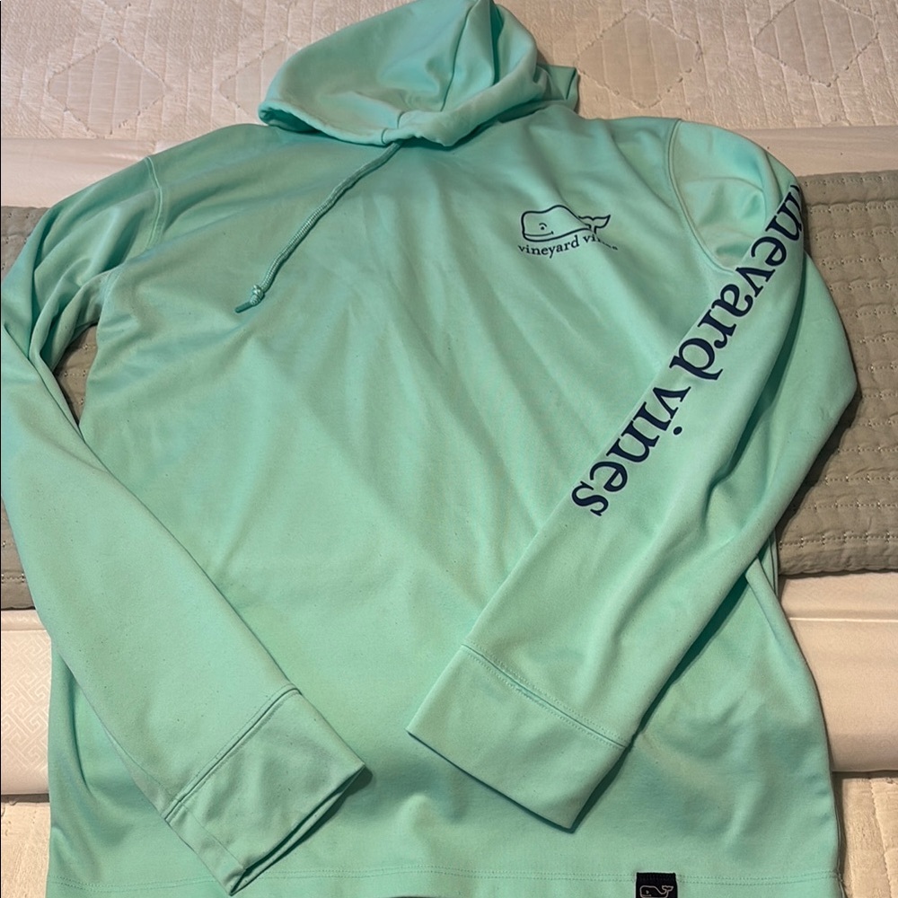 Vineyard Vines Mint Green Hoodie with Navy Accents